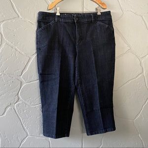 Liz Claiborne Woman Classic Fit Crops Denim Pants